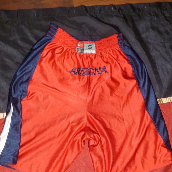Sale- Vintage Nike Authentic Mens Sz S University of Arizona Basketball Shorts - Picture 7 of 7